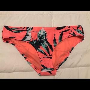NWOT Palm Leaf Swim Bottom